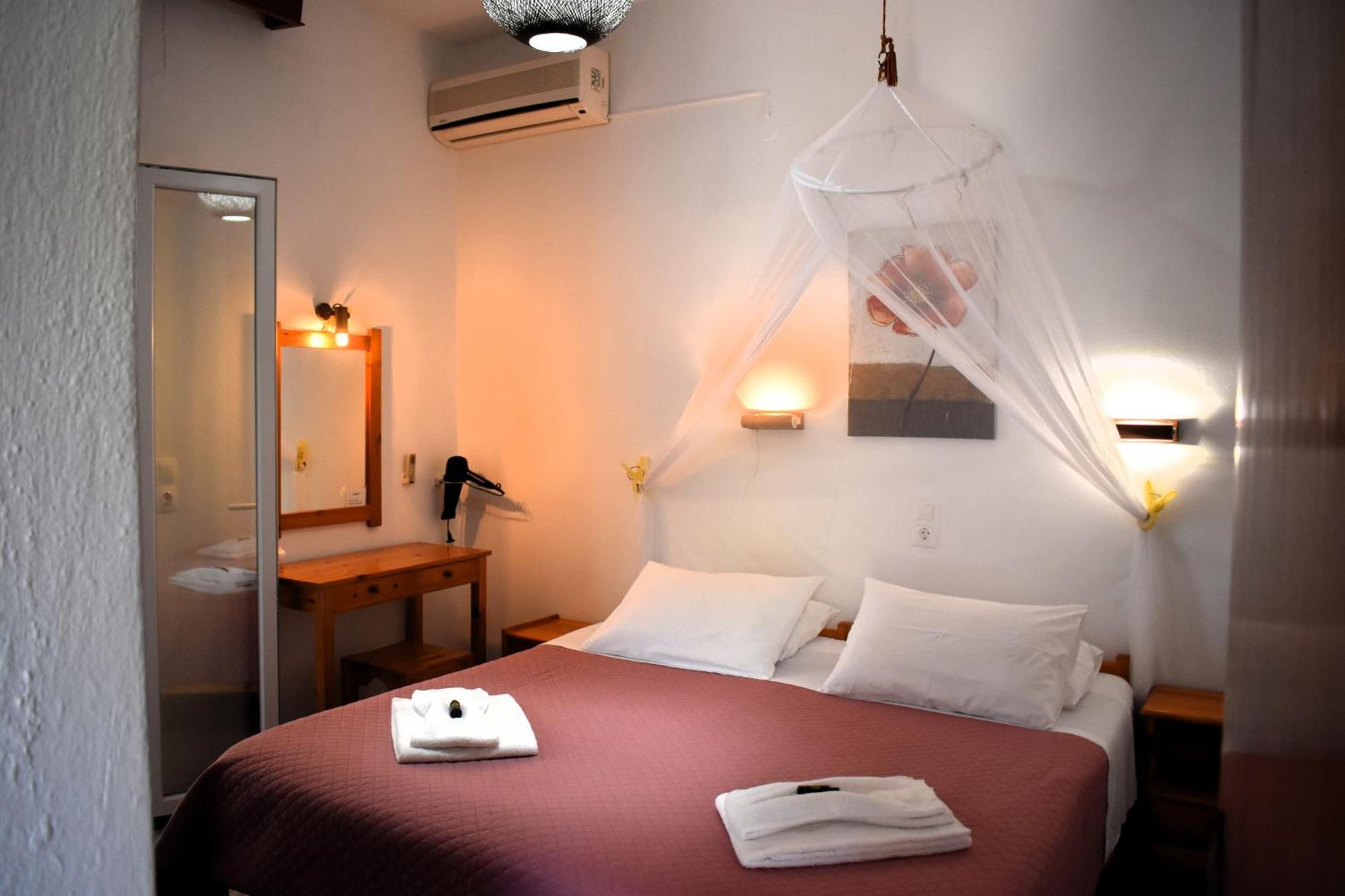 Kostas studios Agios Georgios Pagon Exterior foto